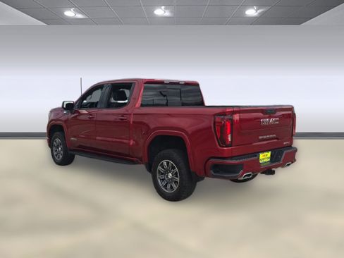 Used 2024 GMC Sierra 1500 AT4 w/ AT4 Premium Package image 3