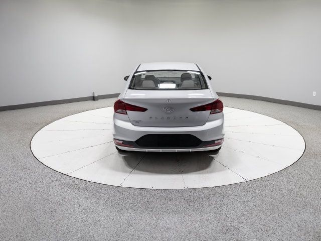 Used 2019 Hyundai Elantra SE FWD image 28