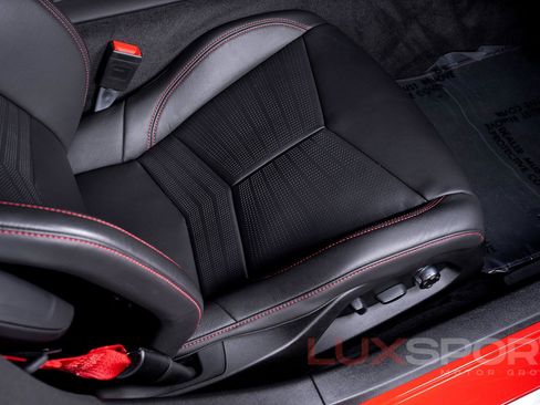 Used 2020 Chevrolet Corvette Stingray w/ 3LT Preferred Equipment Group image 55