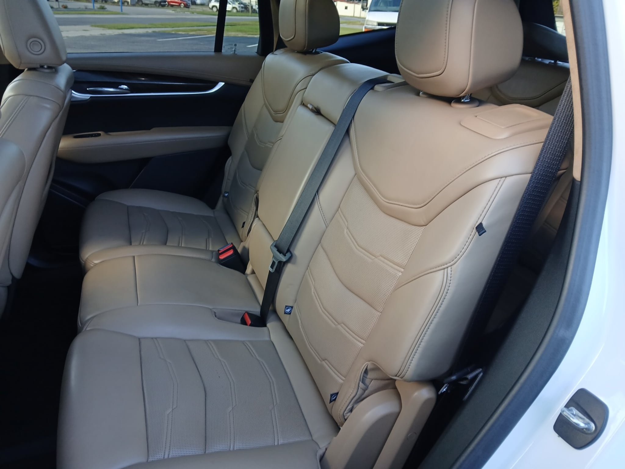 Used 2022 Cadillac XT6 Premium Luxury w/ Platinum Package AWD/4WD image 54