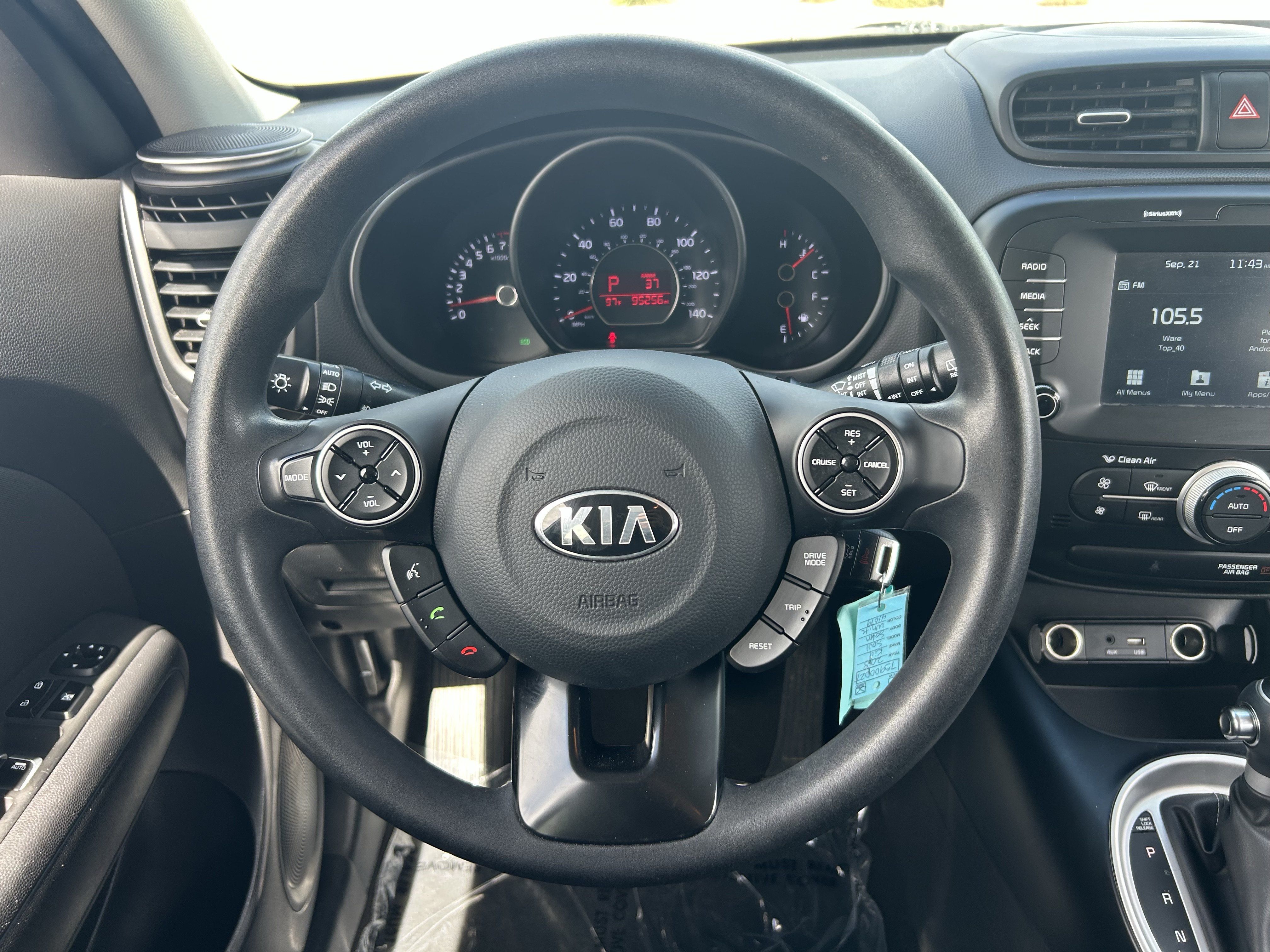 Used 2018 Kia Soul + FWD image 23