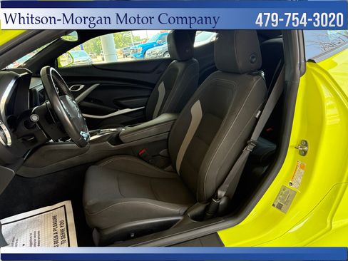 Used 2021 Chevrolet Camaro LT RWD image 13