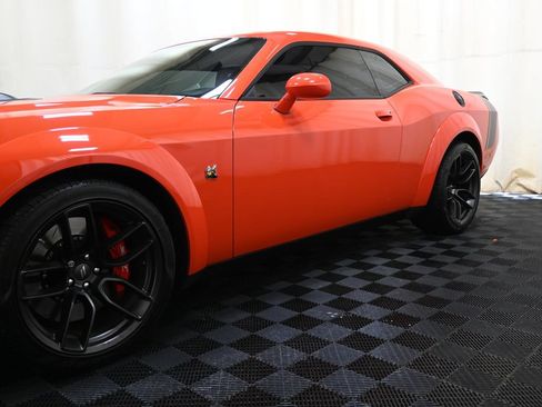Used 2022 Dodge Challenger R/T Scat Pack RWD image 11
