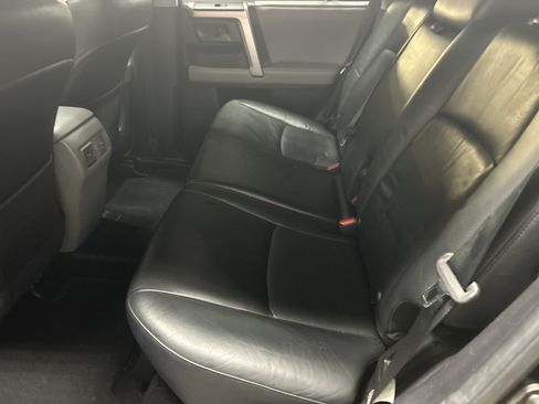 Used 2011 Toyota 4Runner SR5 w/ Premium Pkg w/Leather AWD/4WD image 7