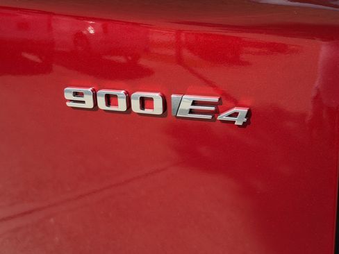 New 2026 Cadillac Vistiq Luxury image 12