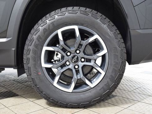New 2026 Chevrolet Equinox ACTIV AWD/4WD image 22
