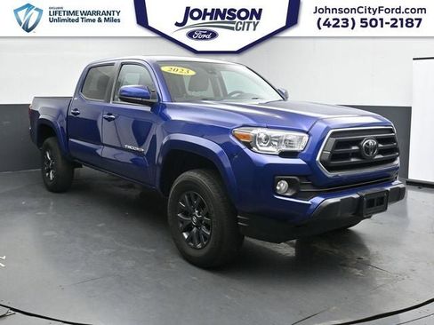 Used 2023 Toyota Tacoma SR5 AWD/4WD image 1