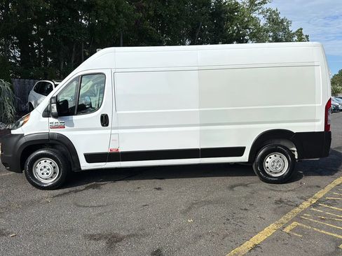 Used 2021 RAM ProMaster 2500 FWD image 8