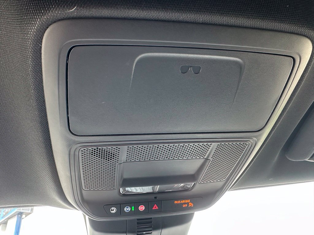 Used 2026 GMC Acadia Elevation w/ LPO, Floor Liner Package AWD/4WD image 34