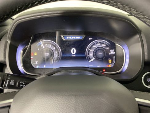 New 2026 RAM 1500 Big Horn AWD/4WD image 19
