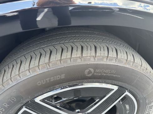 Used 2026 Mercedes-Benz GLC 300 image 12