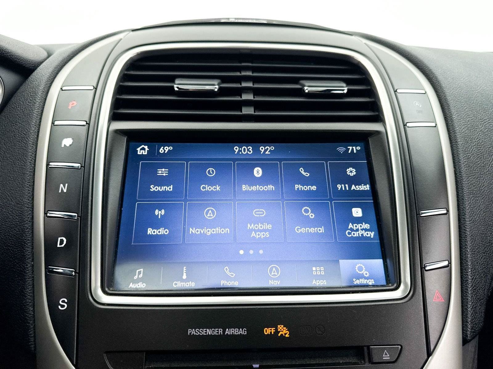 Used 2019 Lincoln Nautilus Reserve FWD image 23