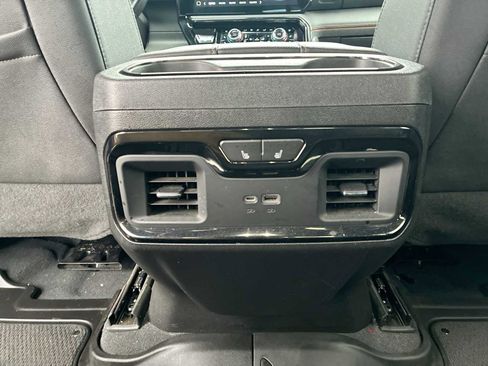 Certified 2023 GMC Sierra 1500 AT4 w/ Technology Package image 20