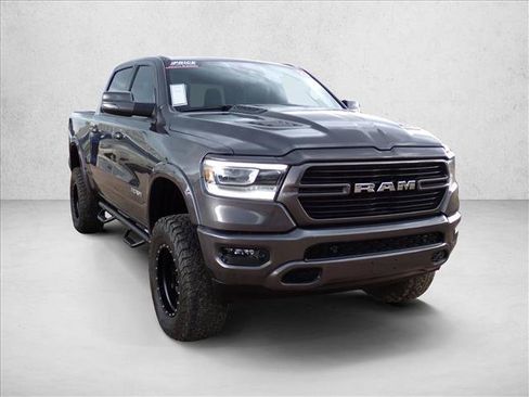 Used 2023 RAM 1500 Laramie AWD/4WD image 5