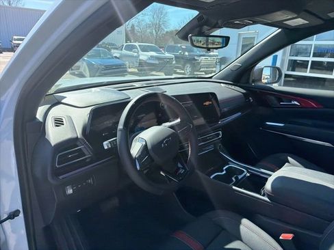New 2026 Chevrolet Traverse RS image 24