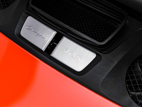 Used 2018 Porsche 911 Carrera 4S image 98