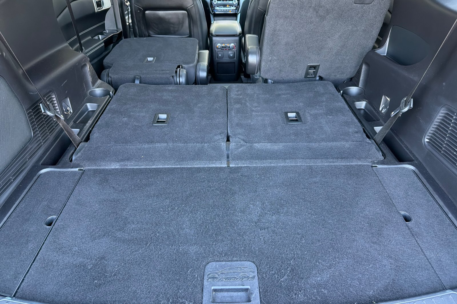 Used 2021 Ford Explorer ST w/ Equipment Group 401A AWD/4WD image 21