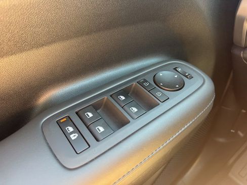 Used 2024 Hyundai Santa Fe SEL AWD/4WD image 10
