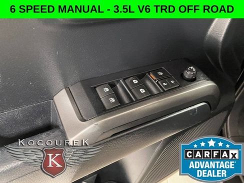 Used 2019 Toyota Tacoma TRD Off-Road AWD/4WD image 19