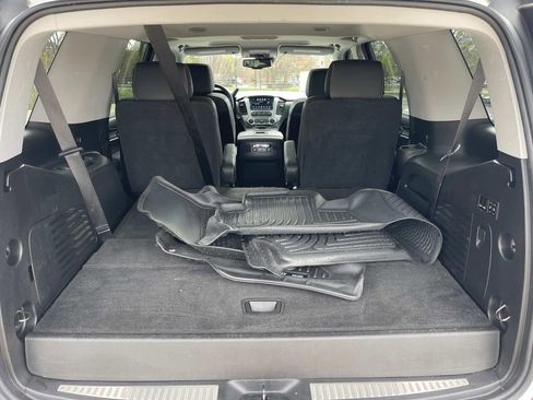 Used 2018 GMC Yukon SLT AWD/4WD image 12