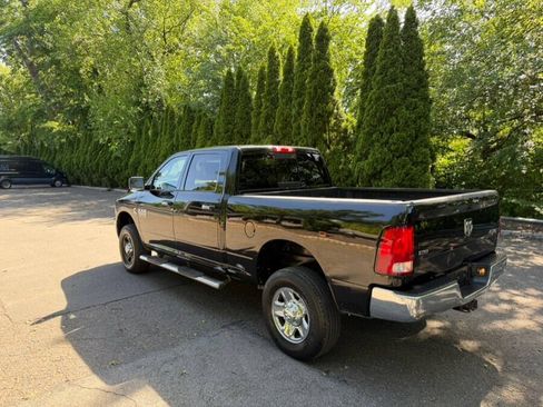 Used 2017 RAM 2500 SLT AWD/4WD image 6