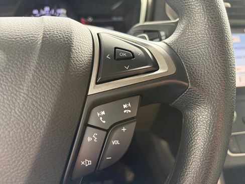 Used 2019 Ford Fusion SE FWD image 29