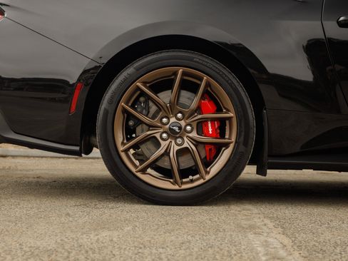 Used 2025 Ford Mustang GT Premium RWD image 32