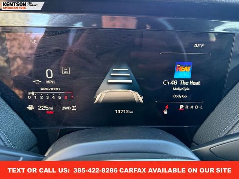 Used 2025 GMC Yukon XL Denali image 16