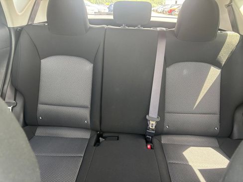 Used 2025 Kia Soul LX w/ LX Technology Package FWD image 36