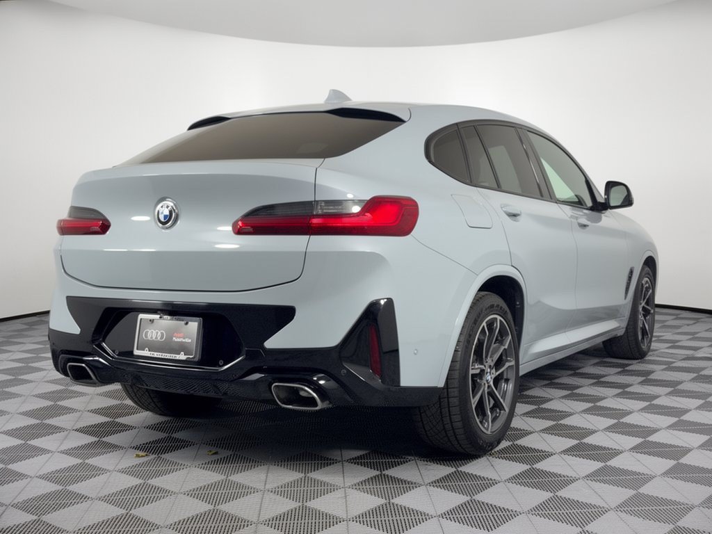 Used 2022 BMW X4 xDrive30i w/ M Sport Package 2 AWD/4WD image 9