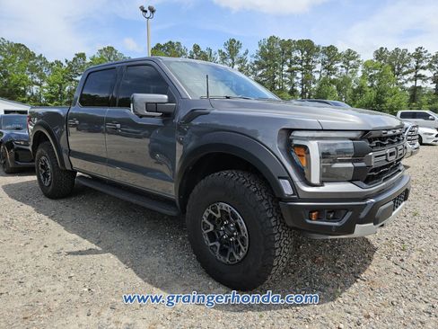 Used 2024 Ford F150 Raptor AWD/4WD image 5