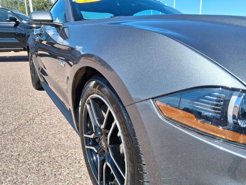 Used 2022 Ford Mustang GT Premium w/ Equipment Group 401A RWD image 16