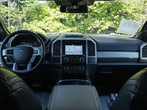 Used 2019 Ford F350 Platinum w/ Platinum Ultimate Package image 10