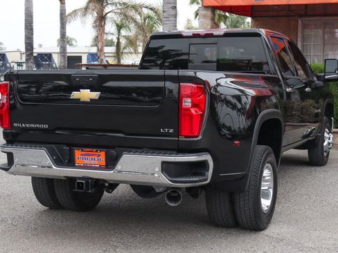 Used 2024 Chevrolet Silverado 3500 LTZ w/ LTZ Plus Package AWD/4WD image 11