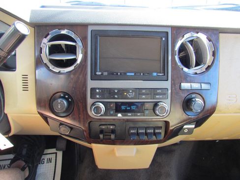 Used 2011 Ford F350 Lariat w/ Lariat Ultimate Pkg image 19