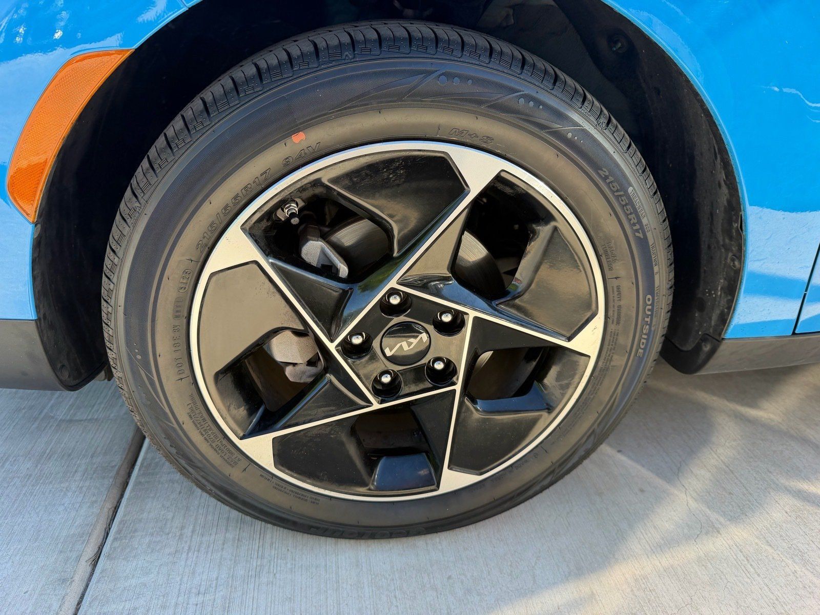 Used 2024 Kia Soul EX FWD image 6