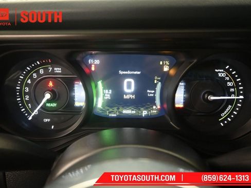 Used 2024 Jeep Wrangler High Altitude AWD/4WD image 12