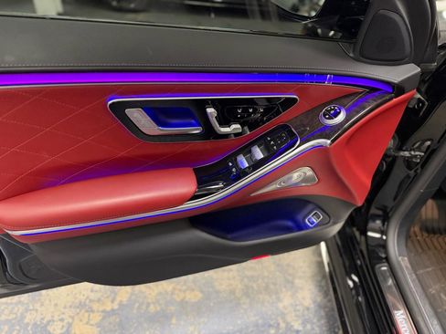 Used 2023 Mercedes-Benz S 580 4MATIC Sedan image 16