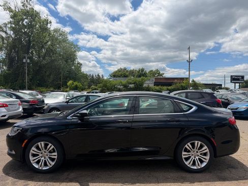 Used 2015 Chrysler 200 Limited w/ Spring Special Group FWD image 8