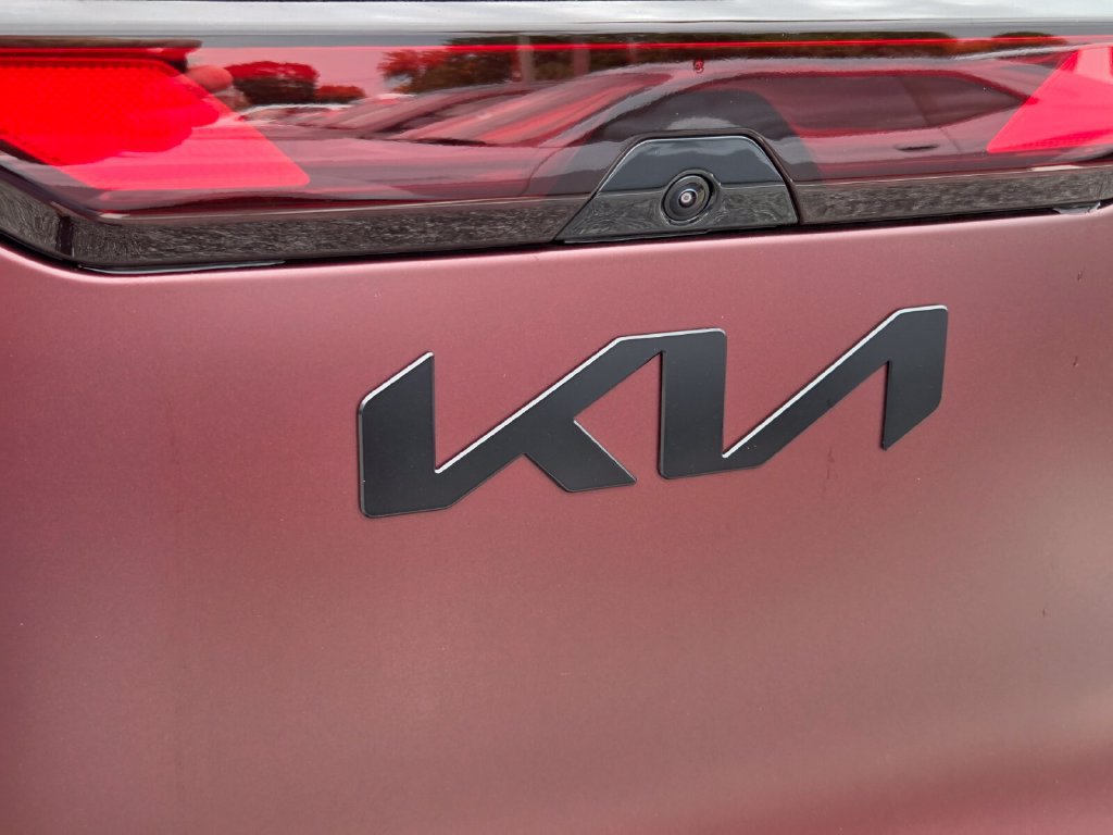 Used 2027 Kia Seltos X-Line S w/ X-Line S Premium Package AWD/4WD image 9