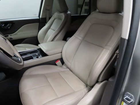 Used 2023 Lincoln Aviator Reserve image 20