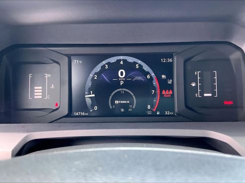 Used 2024 Toyota Tacoma SR image 25