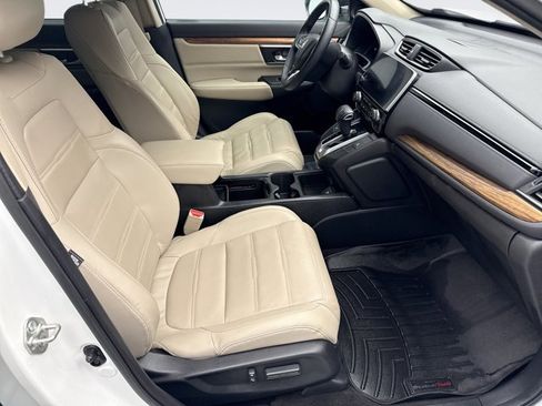 Used 2018 Honda CR-V Touring image 17