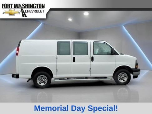 Used 2024 GMC Savana 2500 w/ Driver Convenience Package RWD image 6