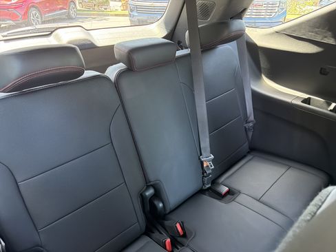 Used 2024 Chevrolet Traverse Z71 w/ LPO, Floor Liner Package AWD/4WD image 17