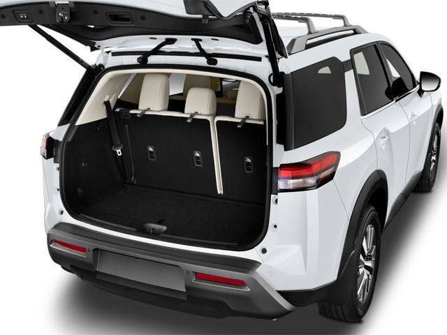 Used 2024 Nissan Pathfinder S AWD/4WD image 7