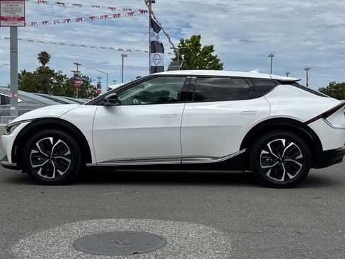 Used 2024 Kia EV6 Wind RWD image 7