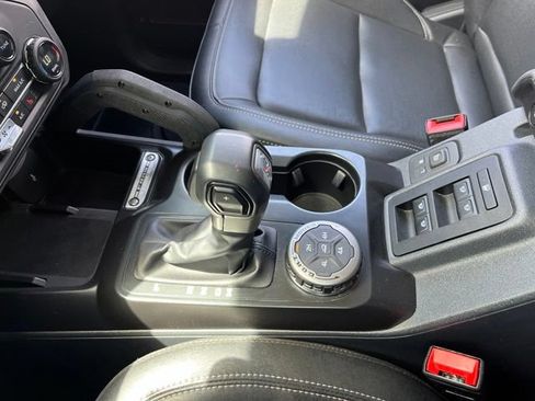 Used 2025 Ford Bronco Badlands AWD/4WD image 26