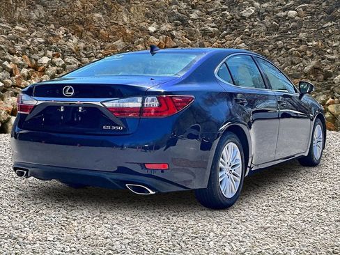 Used 2017 Lexus ES 350 w/ Accessory Package 2 FWD image 2