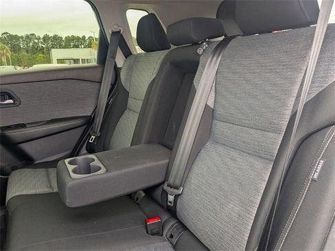 Used 2023 Nissan Rogue SV image 27
